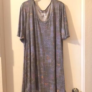 LuLaRoe Perfect T